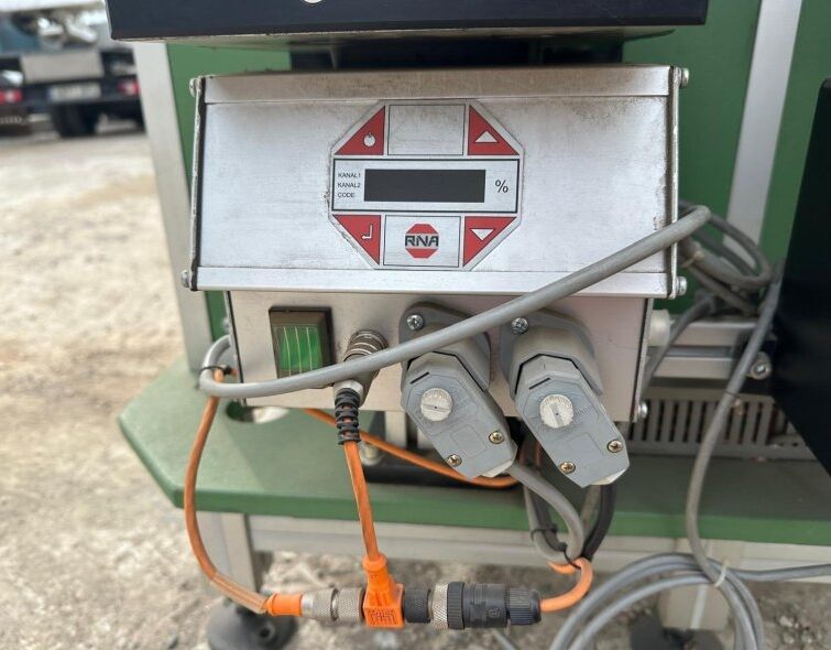 VIBRANT VIBRATORY FEEDER 2